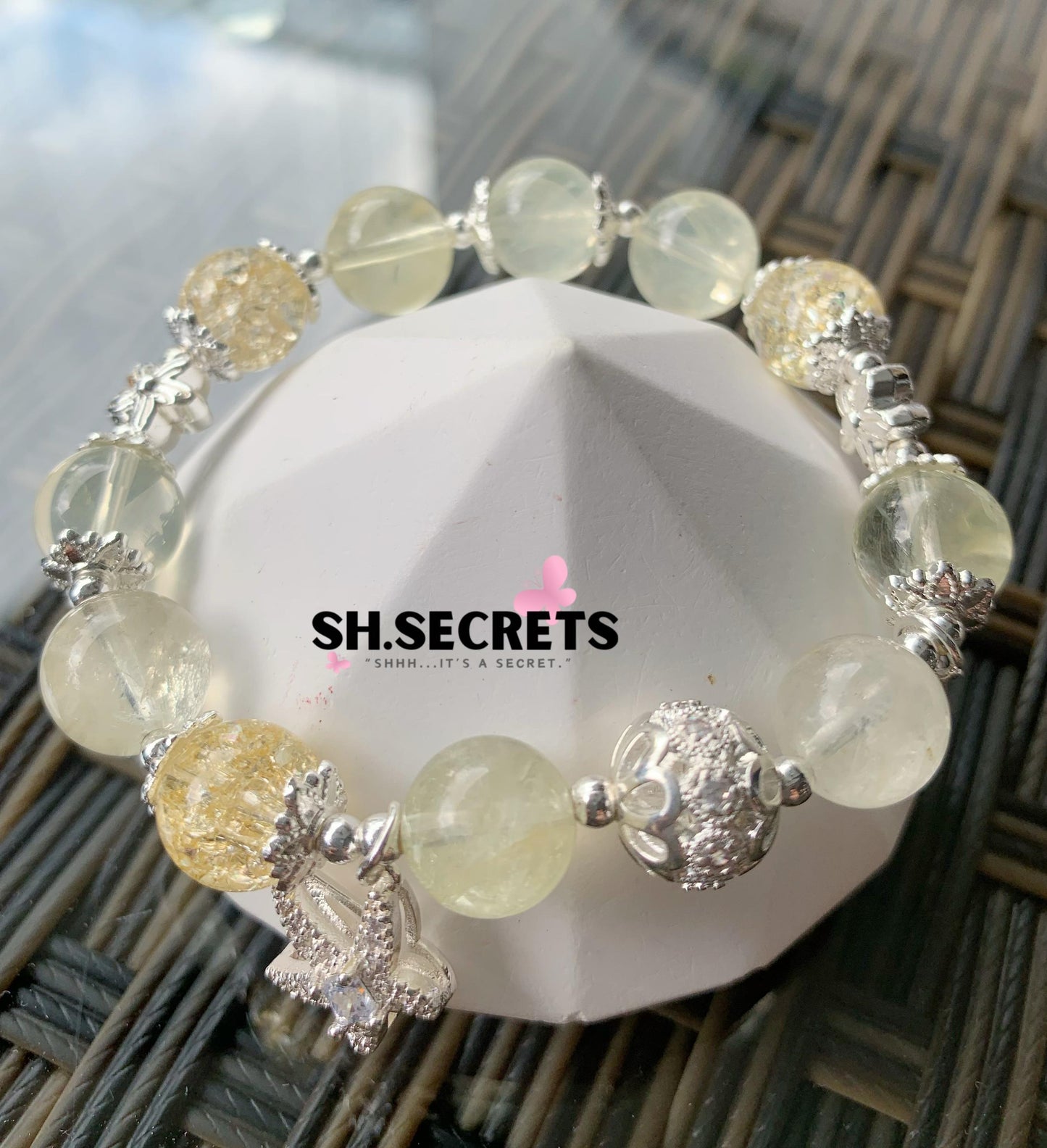 Citrine, Crackled Quartz (Yellow)