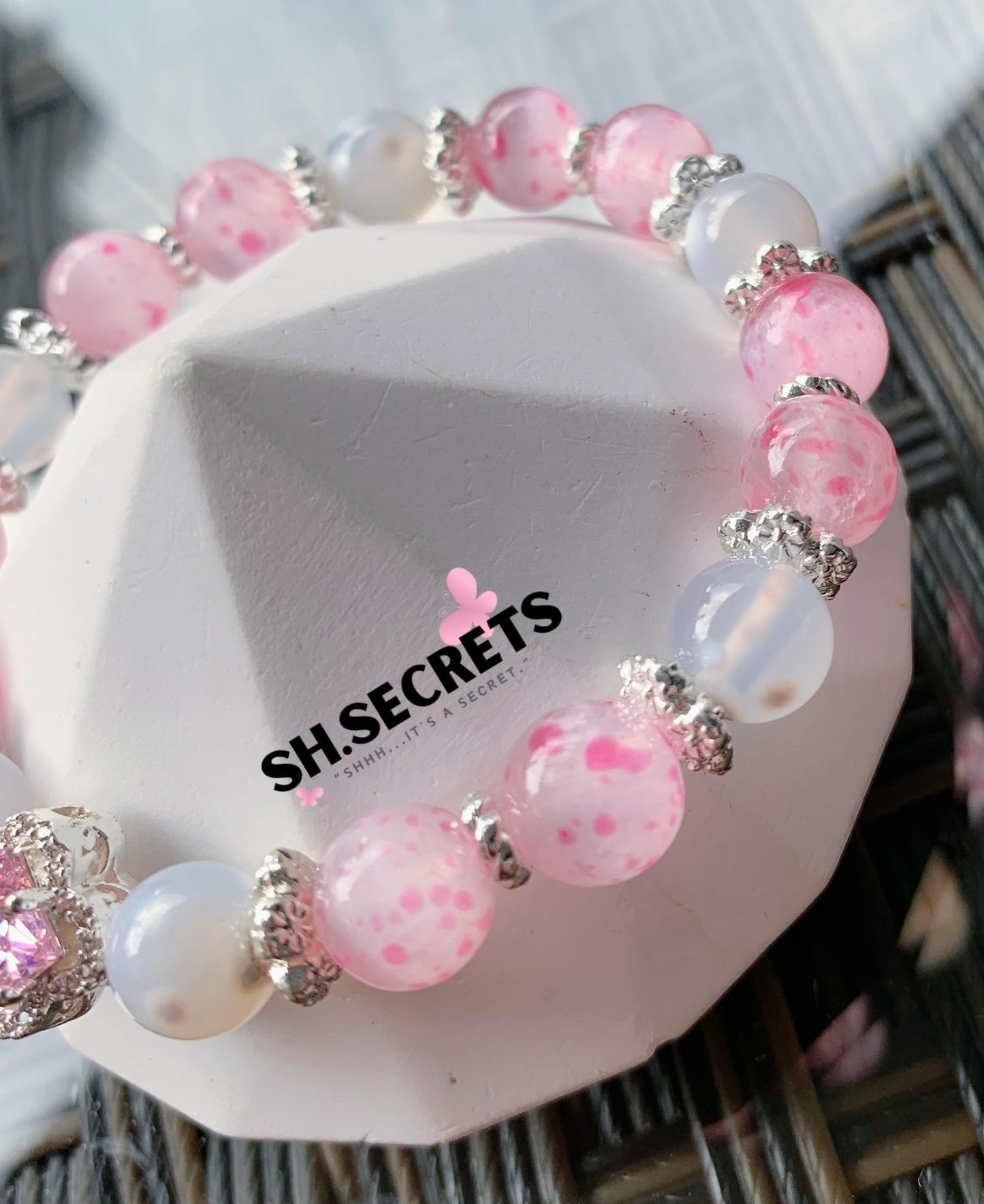 Milky Spot Agate, Cherry Selenite