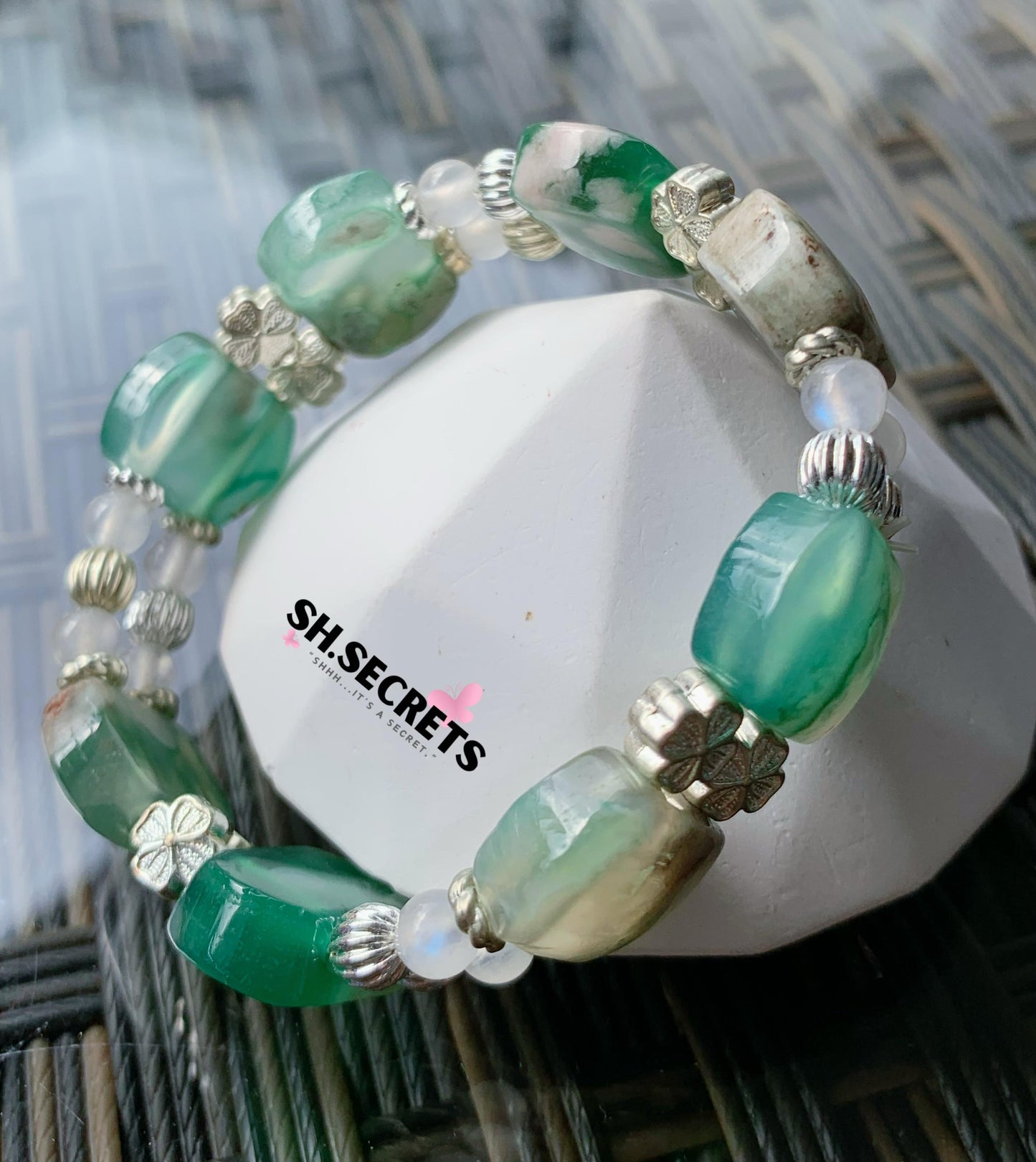 $15 SALE - Green Sakura Agate, Blue-Sheen Moonstone