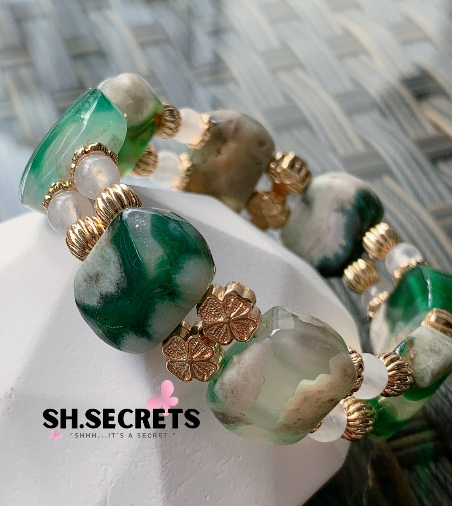 $15 SALE - Green Sakura Agate, Blue-Sheen Moonstone