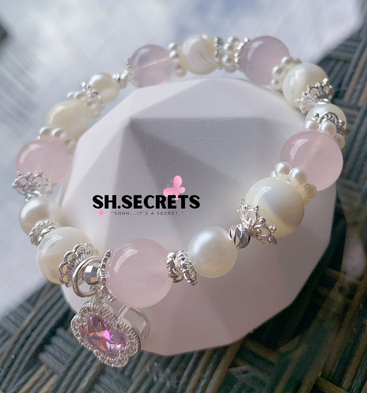 Rose Quartz, White Conch