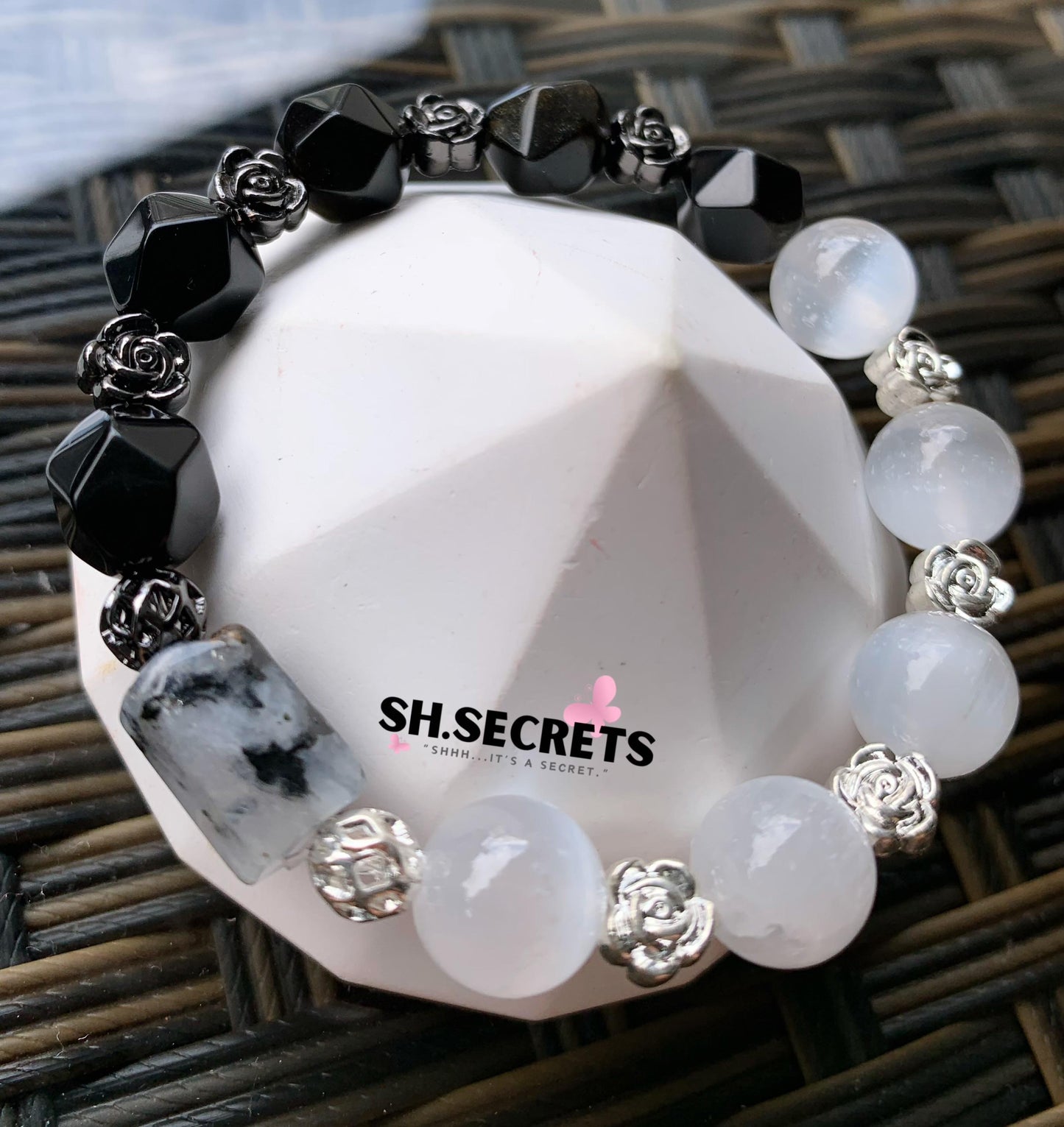 White Selenite, Black Agate