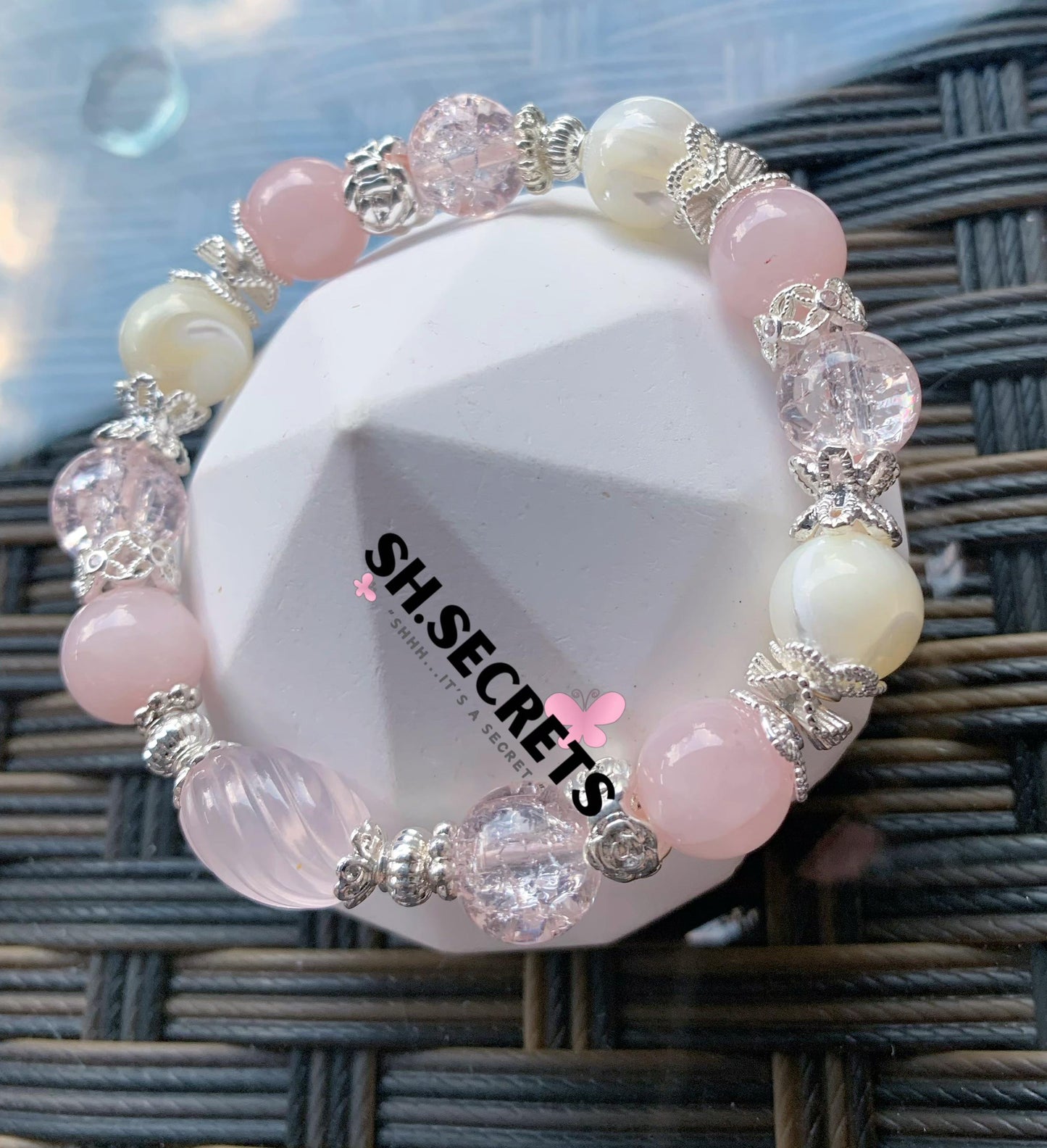 Rose Quartz, Crackled Quartz (Pink), White Conch