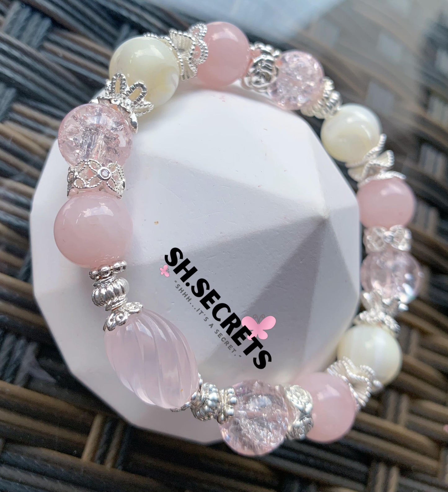 Rose Quartz, Crackled Quartz (Pink), White Conch