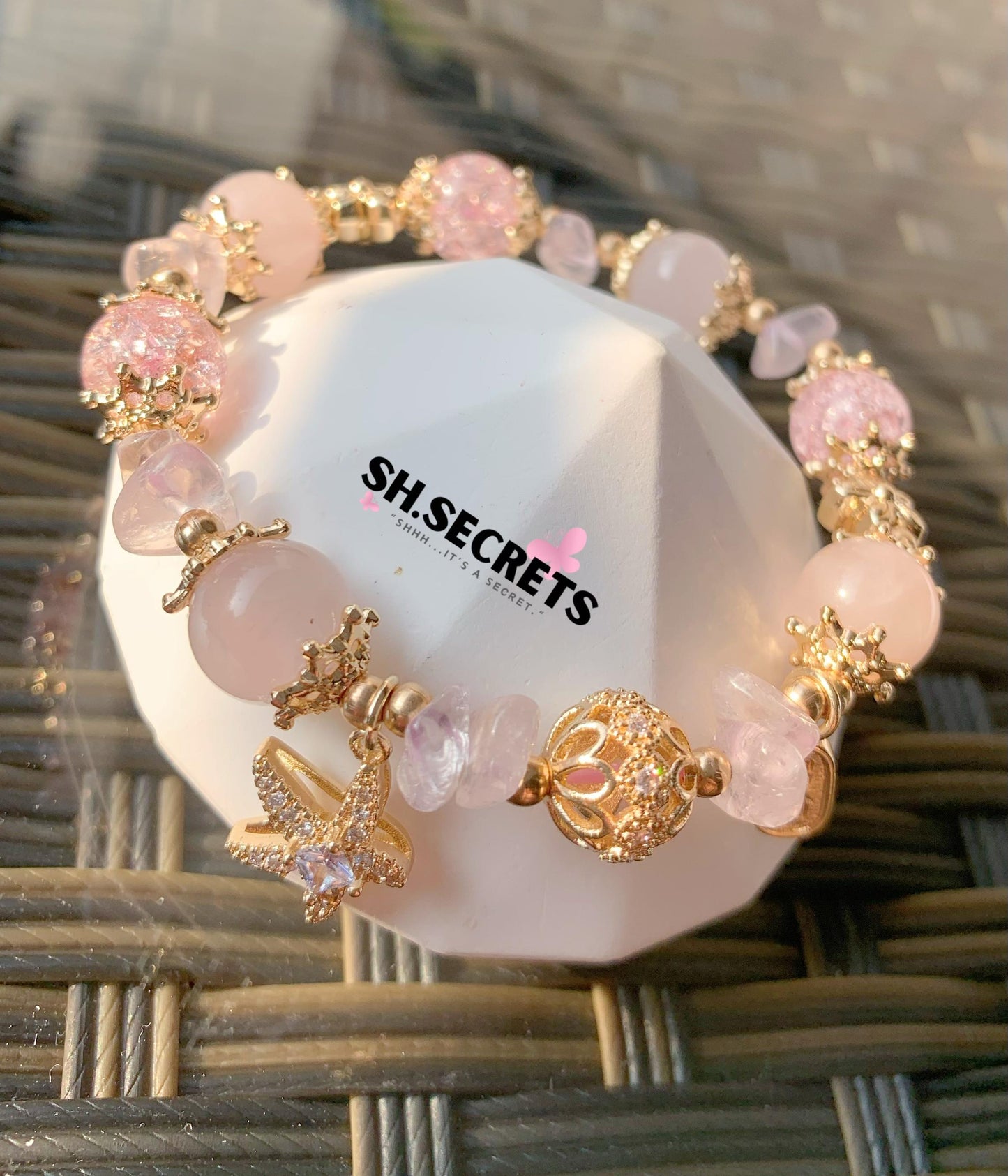 Rose Quartz, Crackled Quartz (Pink)