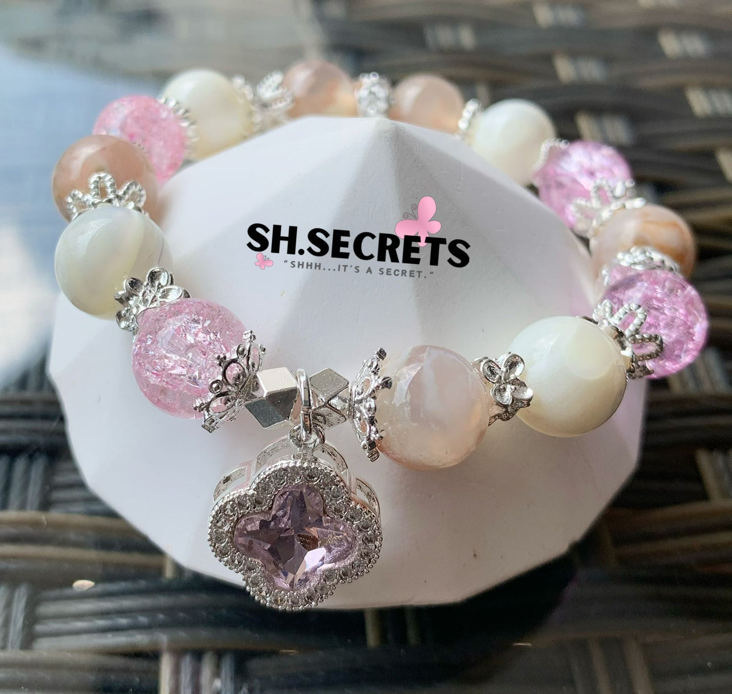 Rose Quartz, White Conch, Sakura Agate, Crackled Quartz (Pink)