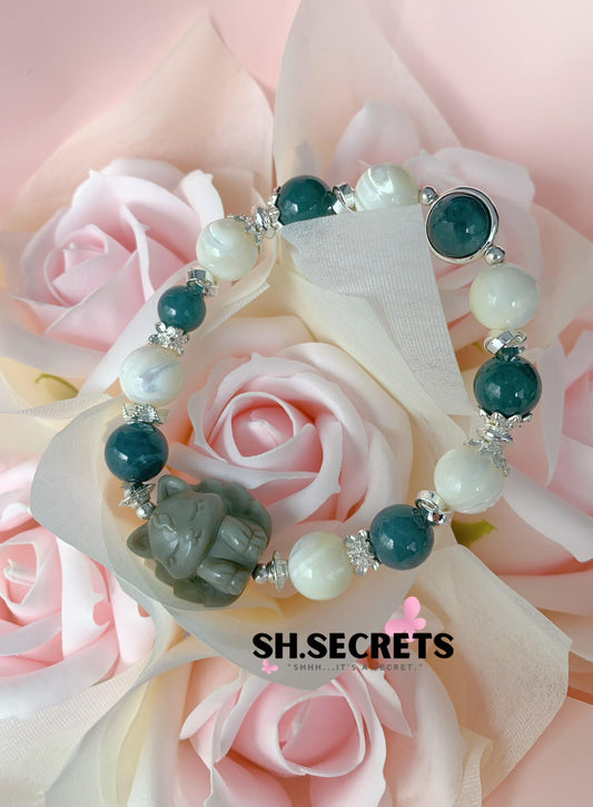 Alashan, Blue-Water Jadeite, White Conch