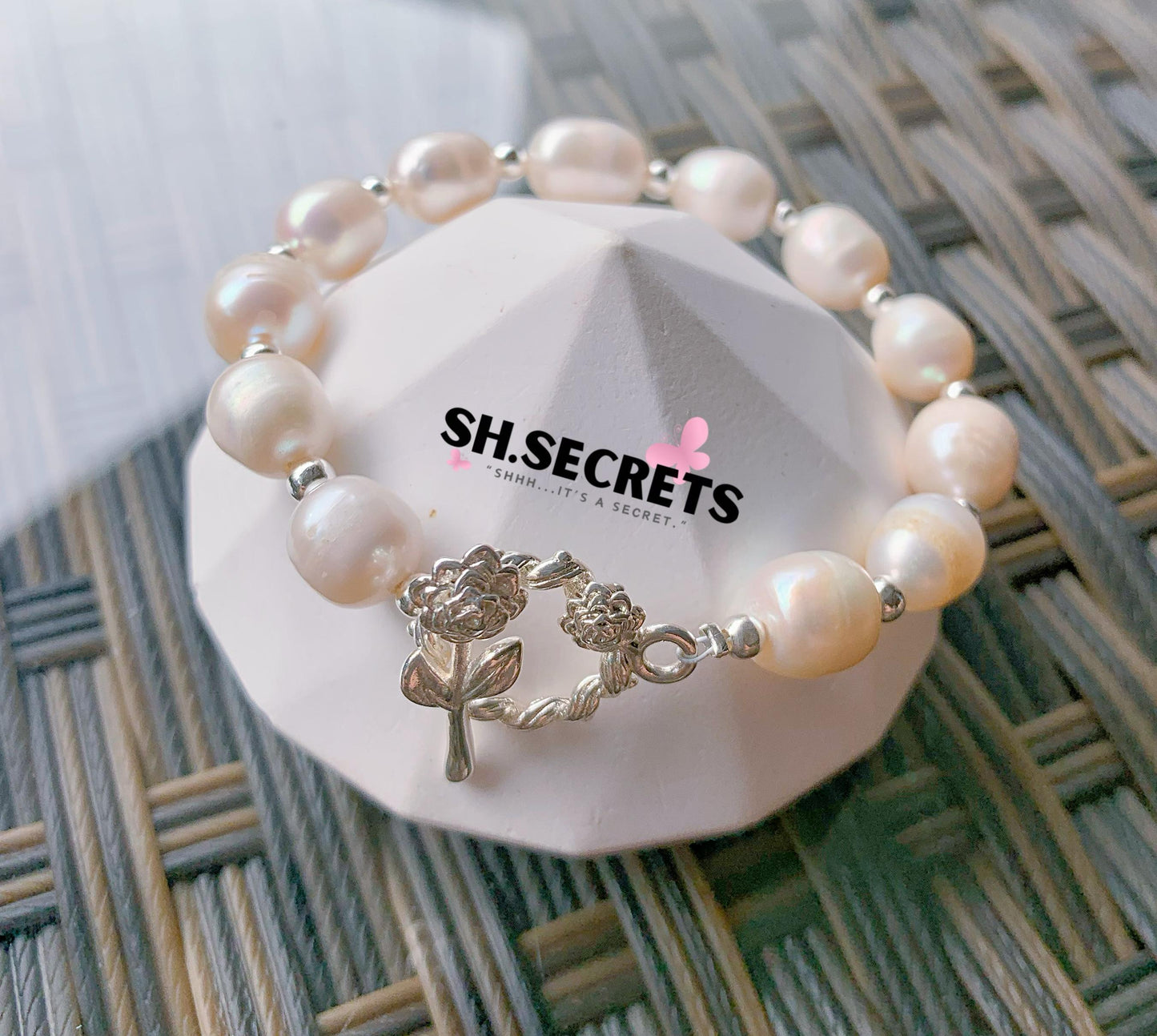 Freshwater Pearls with Rose OT Bracelet